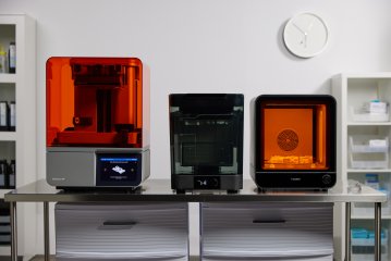 3Dプリンター　Form4B